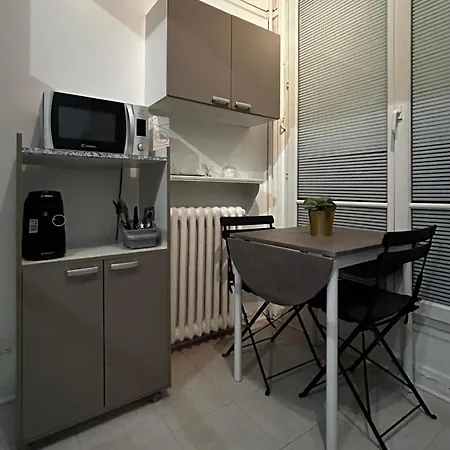 Champs Elysees Appartement